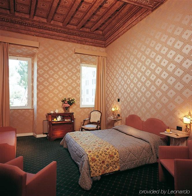 Hotel Richmond Ρώμη Δωμάτιο φωτογραφία